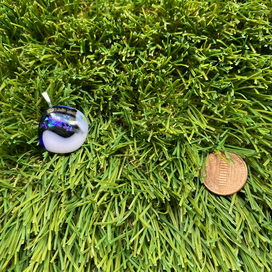 ⭐️ you are STARDUST [GLASS PENDANT] 🚀 wander woman