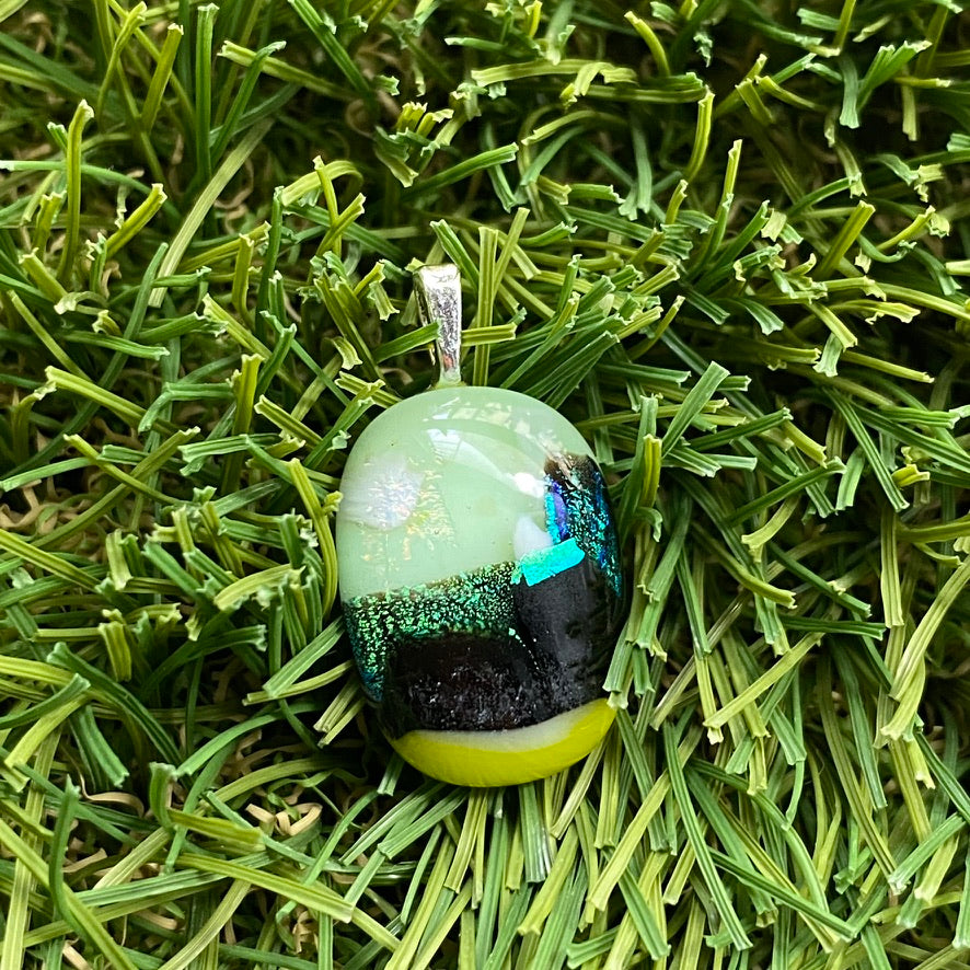 ⭐️ you are STARDUST [GLASS PENDANT] 🚀 gratitude is the thing