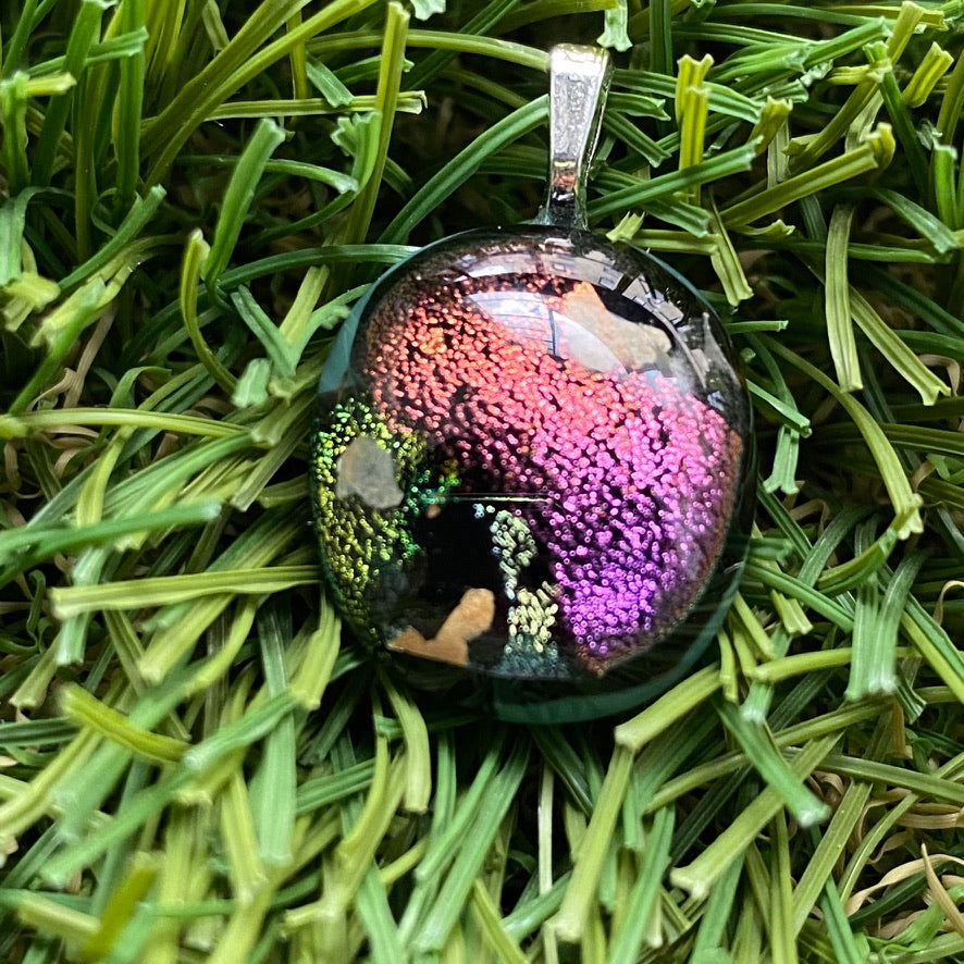 ⭐️ you are STARDUST [GLASS PENDANT] 🚀 queen energy