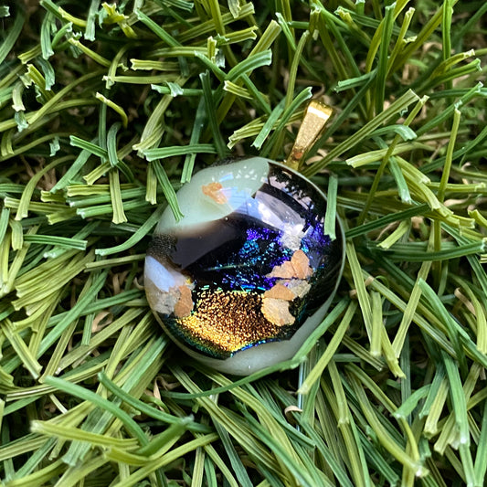 ⭐️ you are STARDUST [GLASS PENDANT] 🚀 is this it