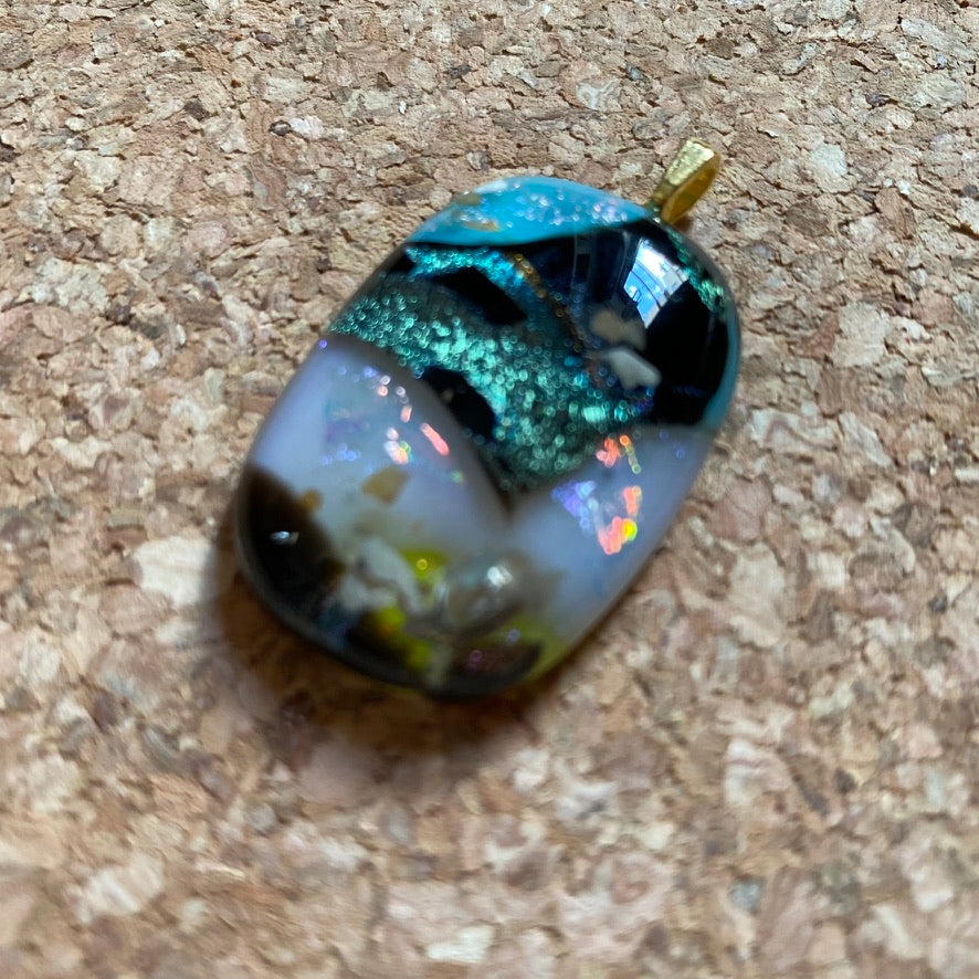 ⭐️ you are HEAVENLY [GLASS PENDANT] 🚀 skylight daydream