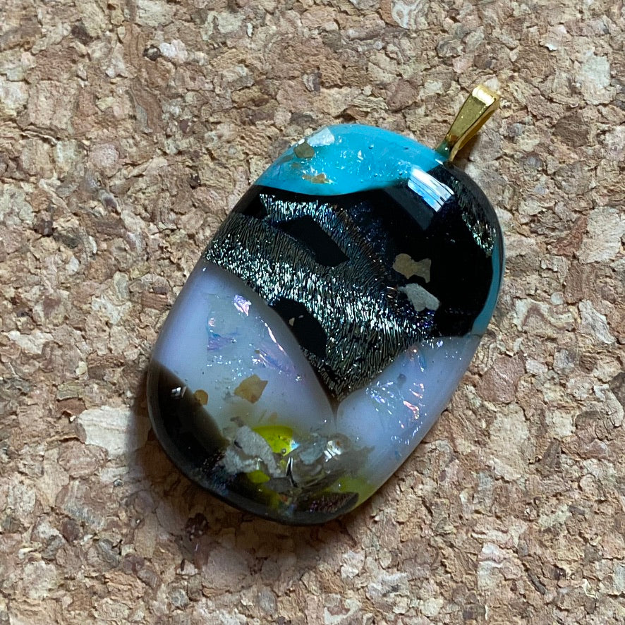 ⭐️ you are HEAVENLY [GLASS PENDANT] 🚀 skylight daydream