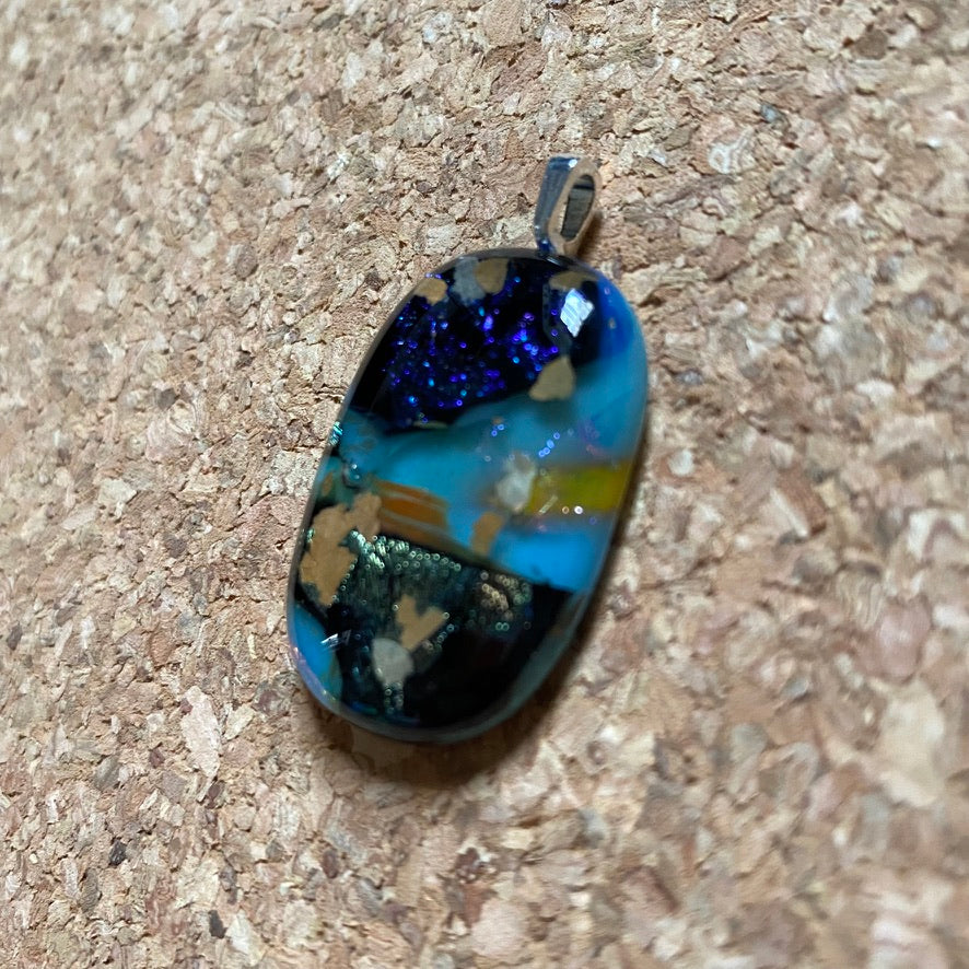 ⭐️ you are HEAVENLY [GLASS PENDANT] 🚀 heart of gold