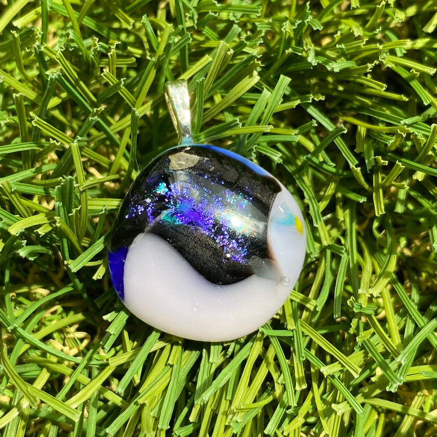 ⭐️ you are STARDUST [GLASS PENDANT] 🚀 wander woman
