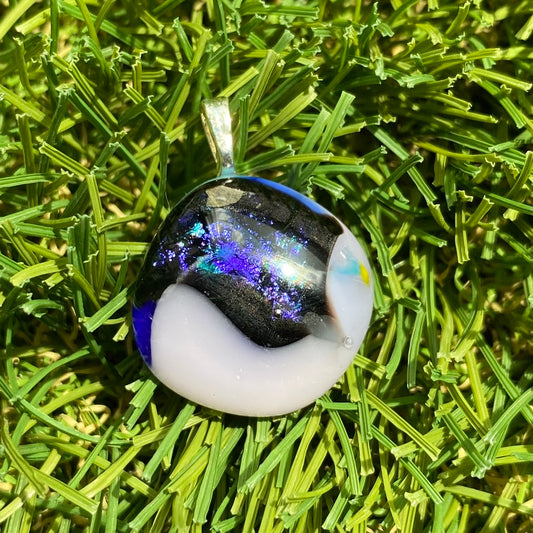 ⭐️ you are STARDUST [GLASS PENDANT] 🚀 wander woman